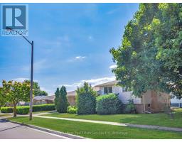 1 MOSSWOOD LANE