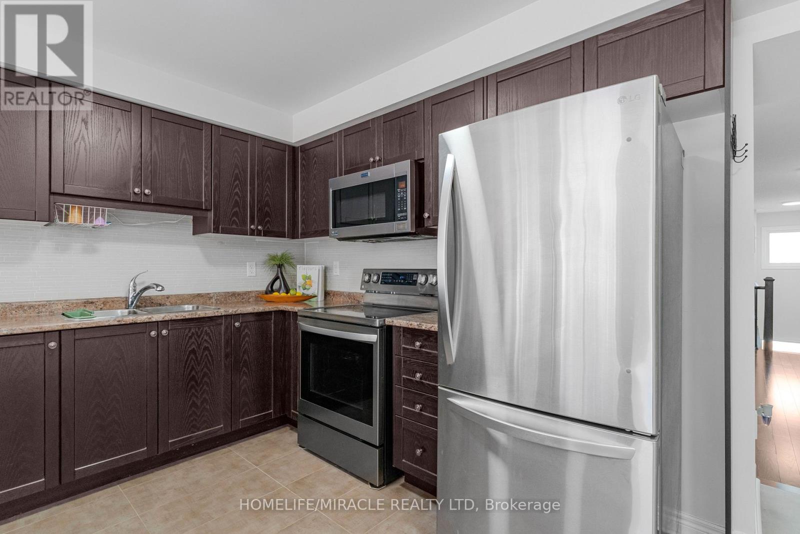 3 De Jong Street, Toronto (dorset Park), Ontario