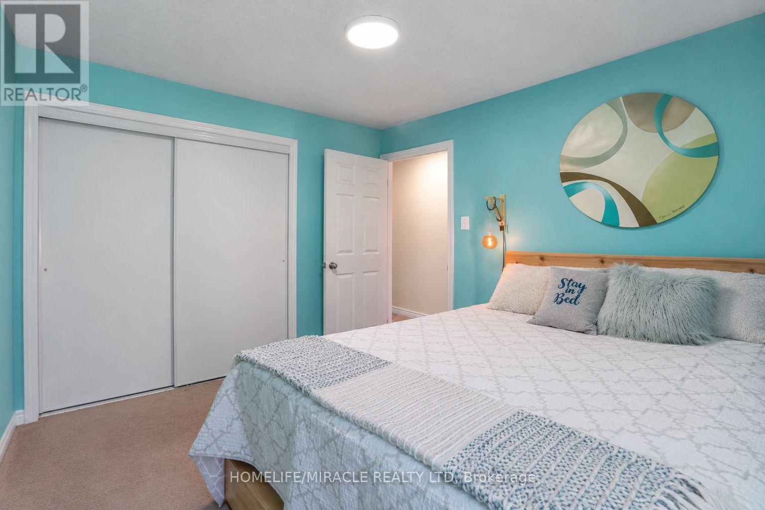 3 De Jong Street, Toronto (dorset Park), Ontario