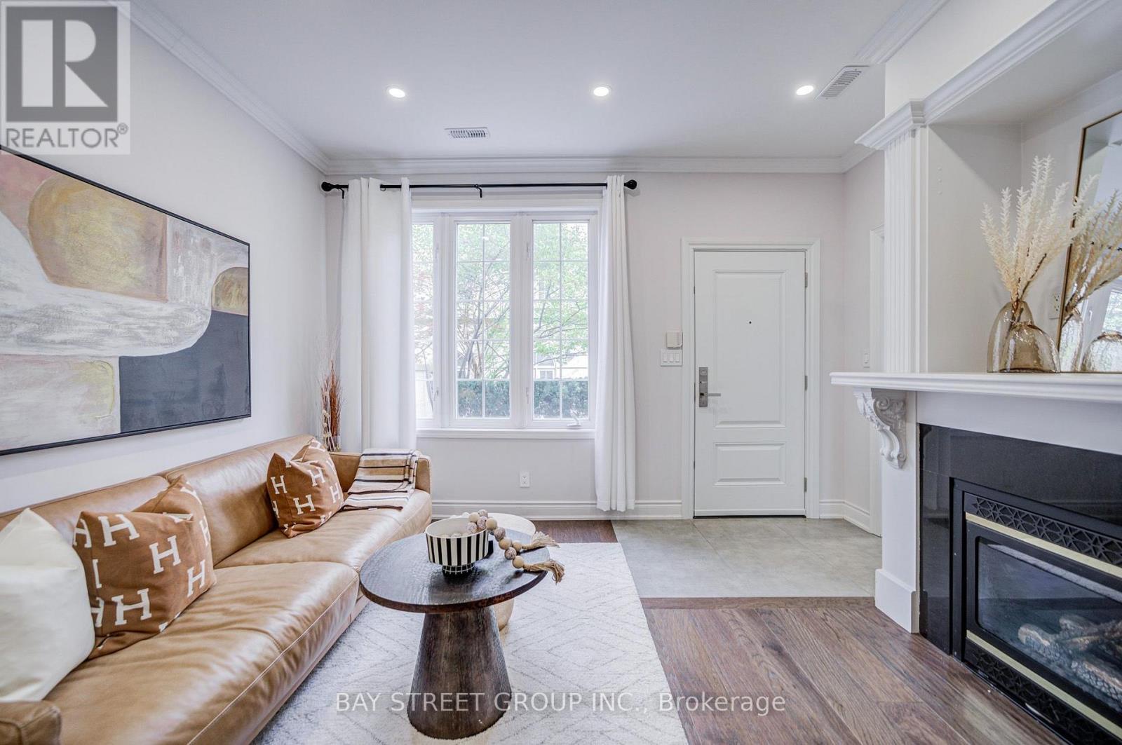 105 - 11 Everson Drive, Toronto (willowdale East), Ontario