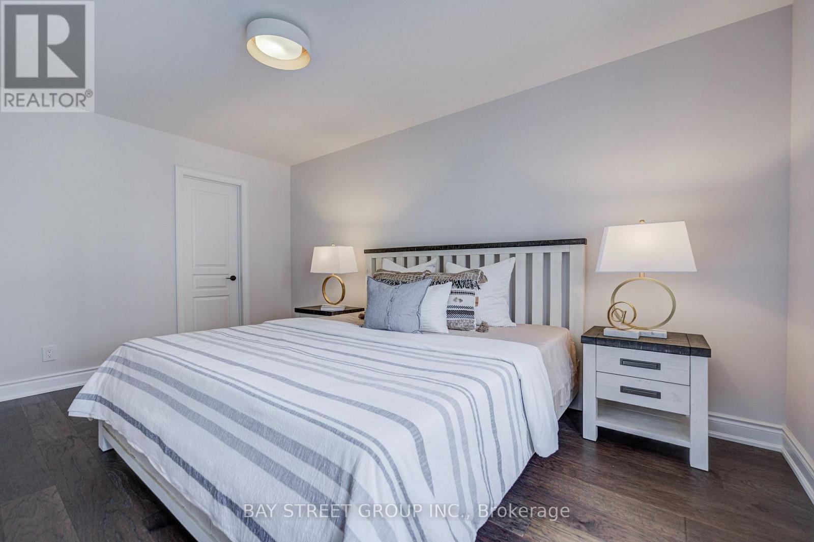 105 - 11 Everson Drive, Toronto (willowdale East), Ontario