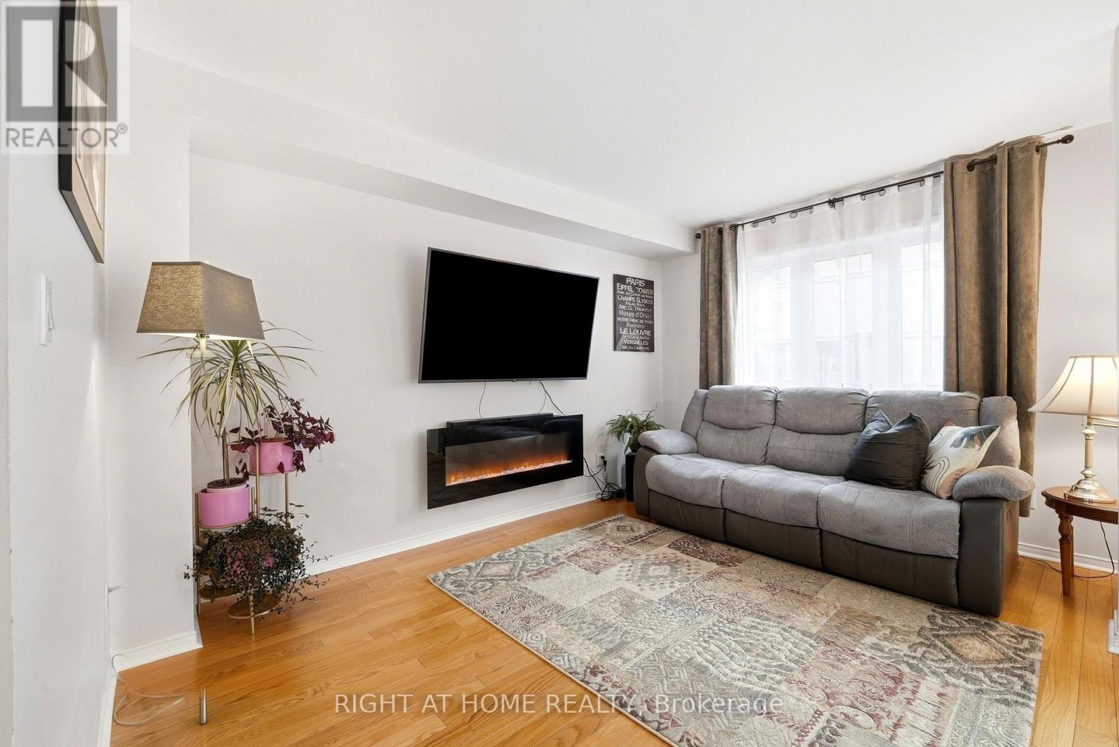 2 - 23 West Deane Park Drive, Toronto (eringate-centennial-west Deane), Ontario