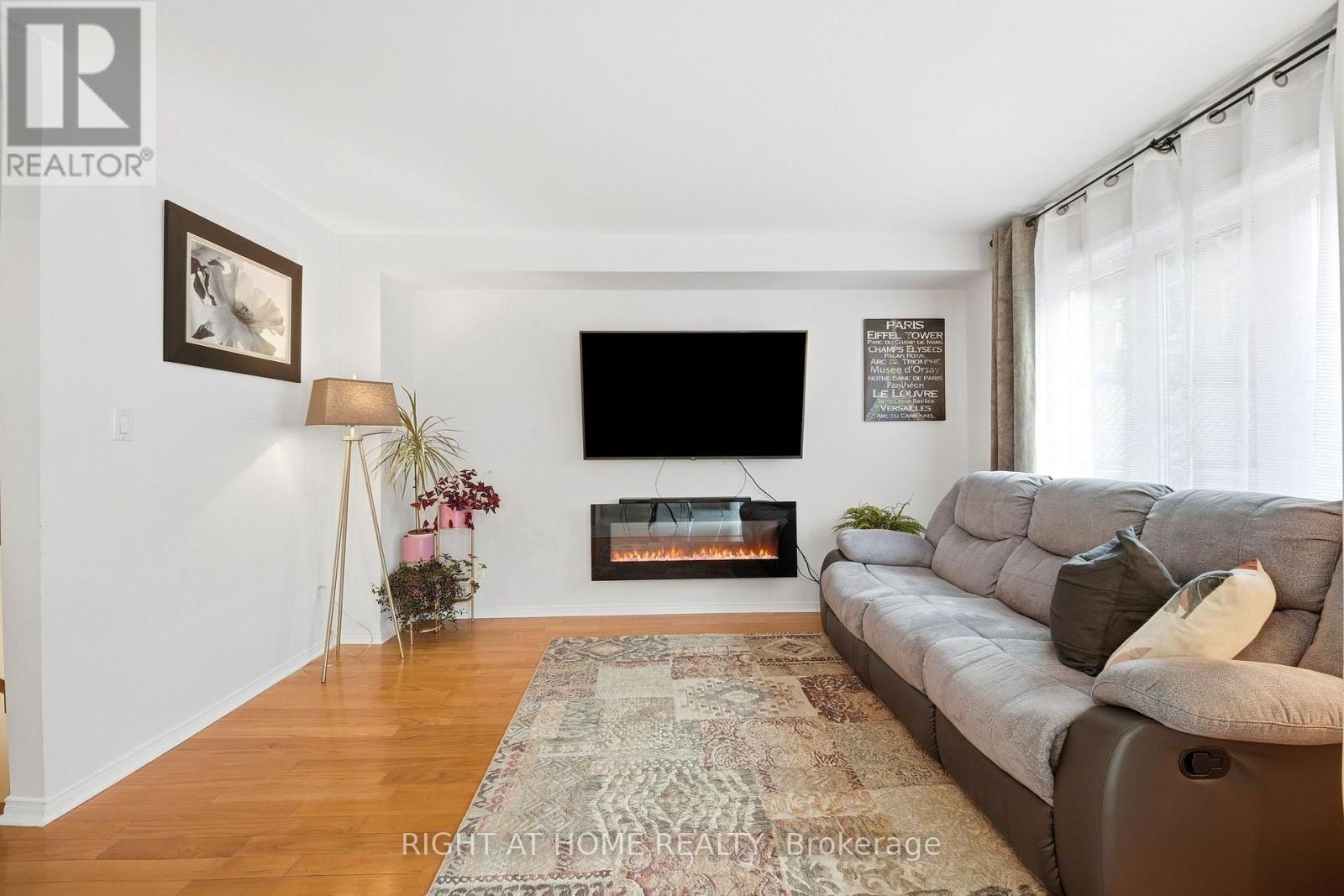2 - 23 West Deane Park Drive, Toronto (eringate-centennial-west Deane), Ontario