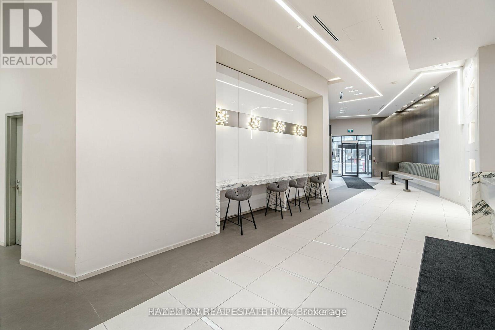 1304 - 1604 Eglinton Avenue W, Toronto (oakwood Village), Ontario