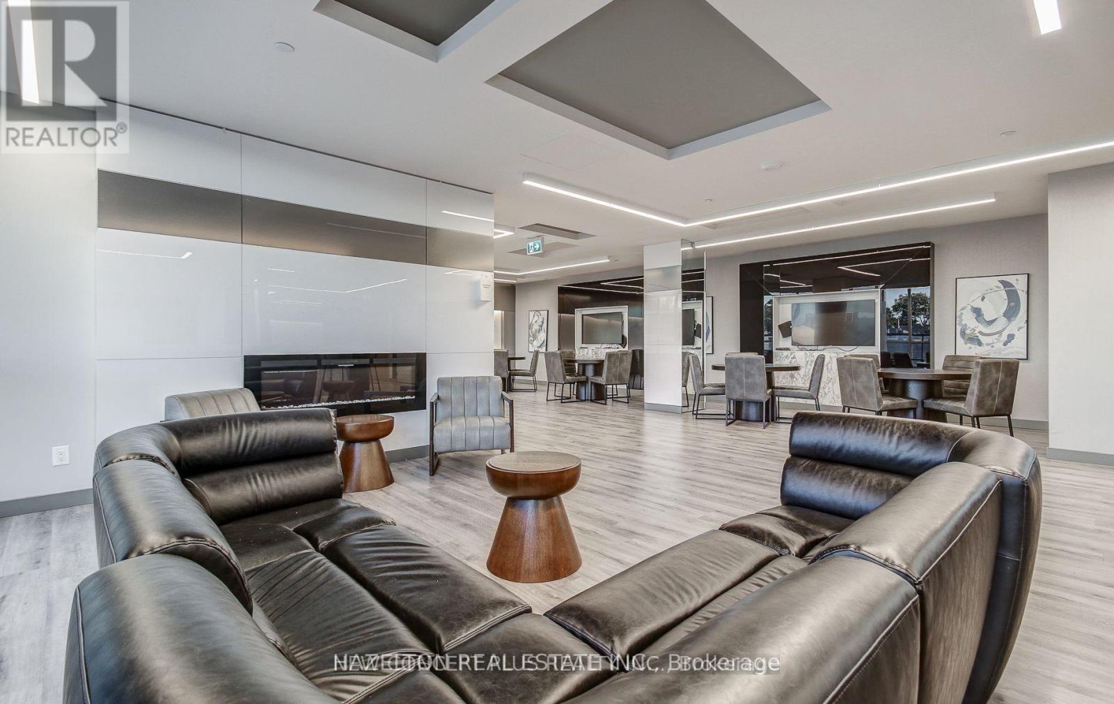 1304 - 1604 Eglinton Avenue W, Toronto (oakwood Village), Ontario