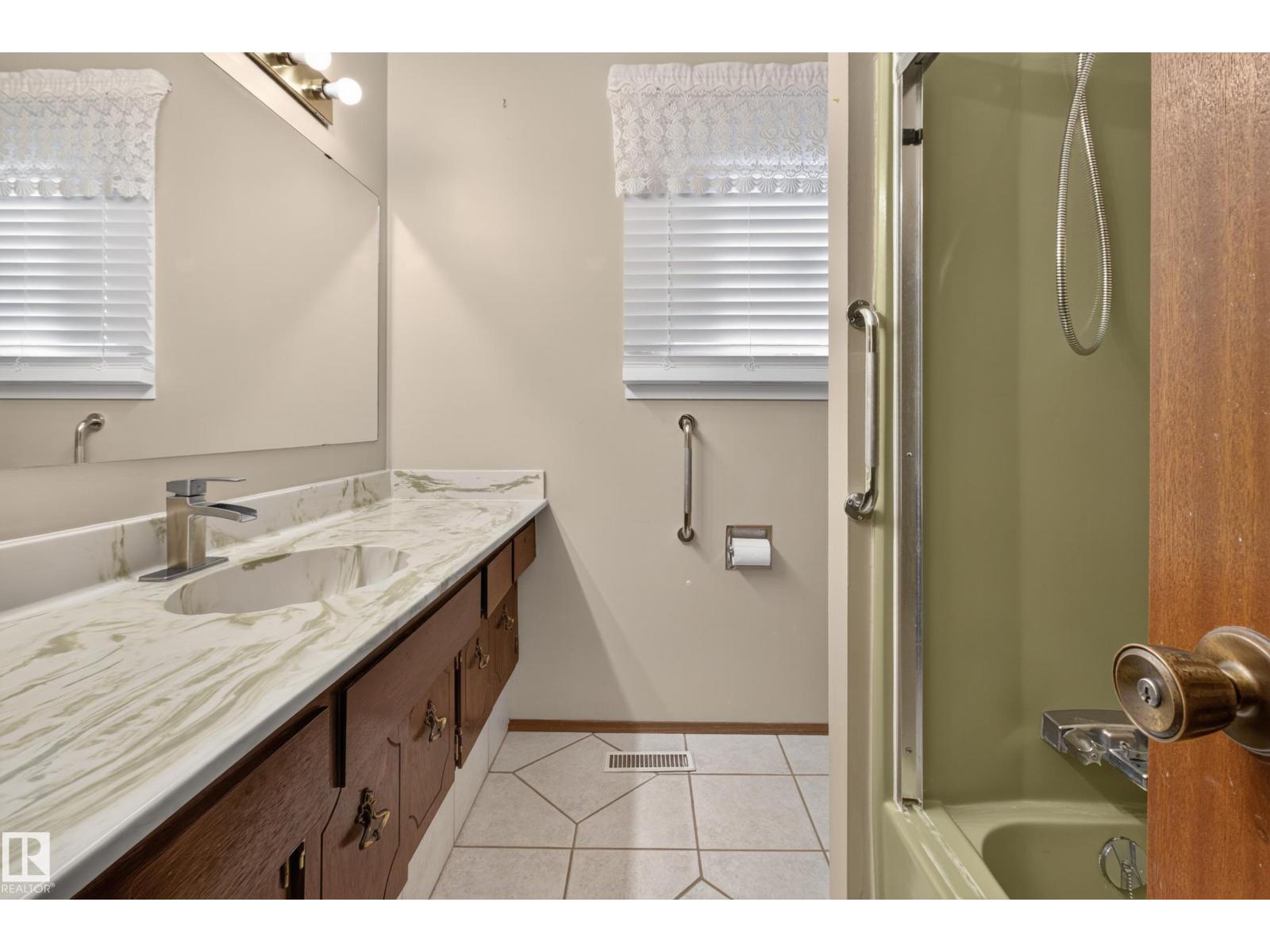 13315 30 St Nw, Edmonton, Alberta