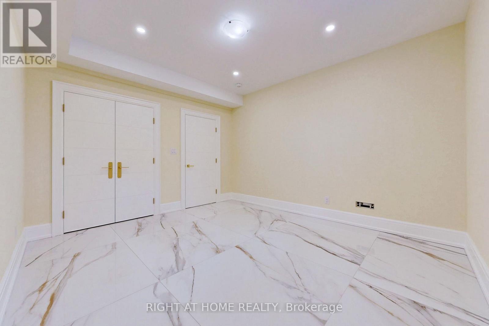 10 Jocelyn Crescent, Toronto (banbury-don Mills), Ontario