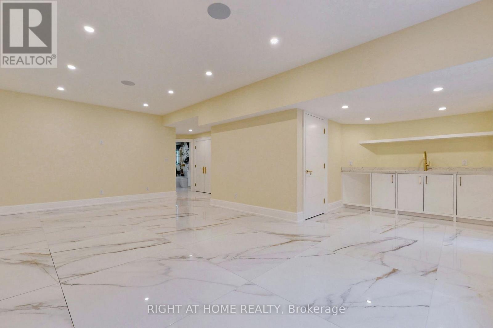 10 Jocelyn Crescent, Toronto (banbury-don Mills), Ontario
