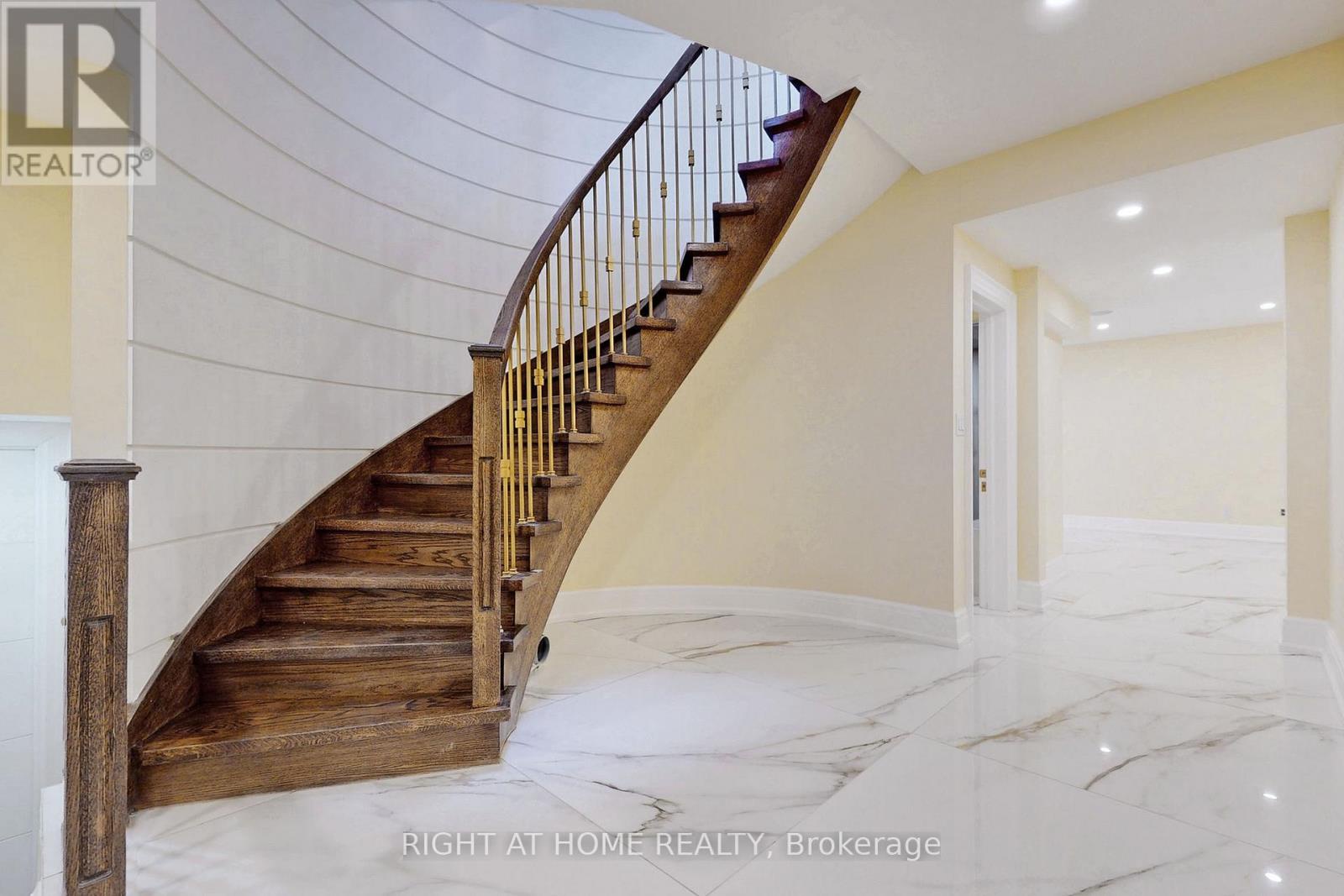 10 Jocelyn Crescent, Toronto (banbury-don Mills), Ontario