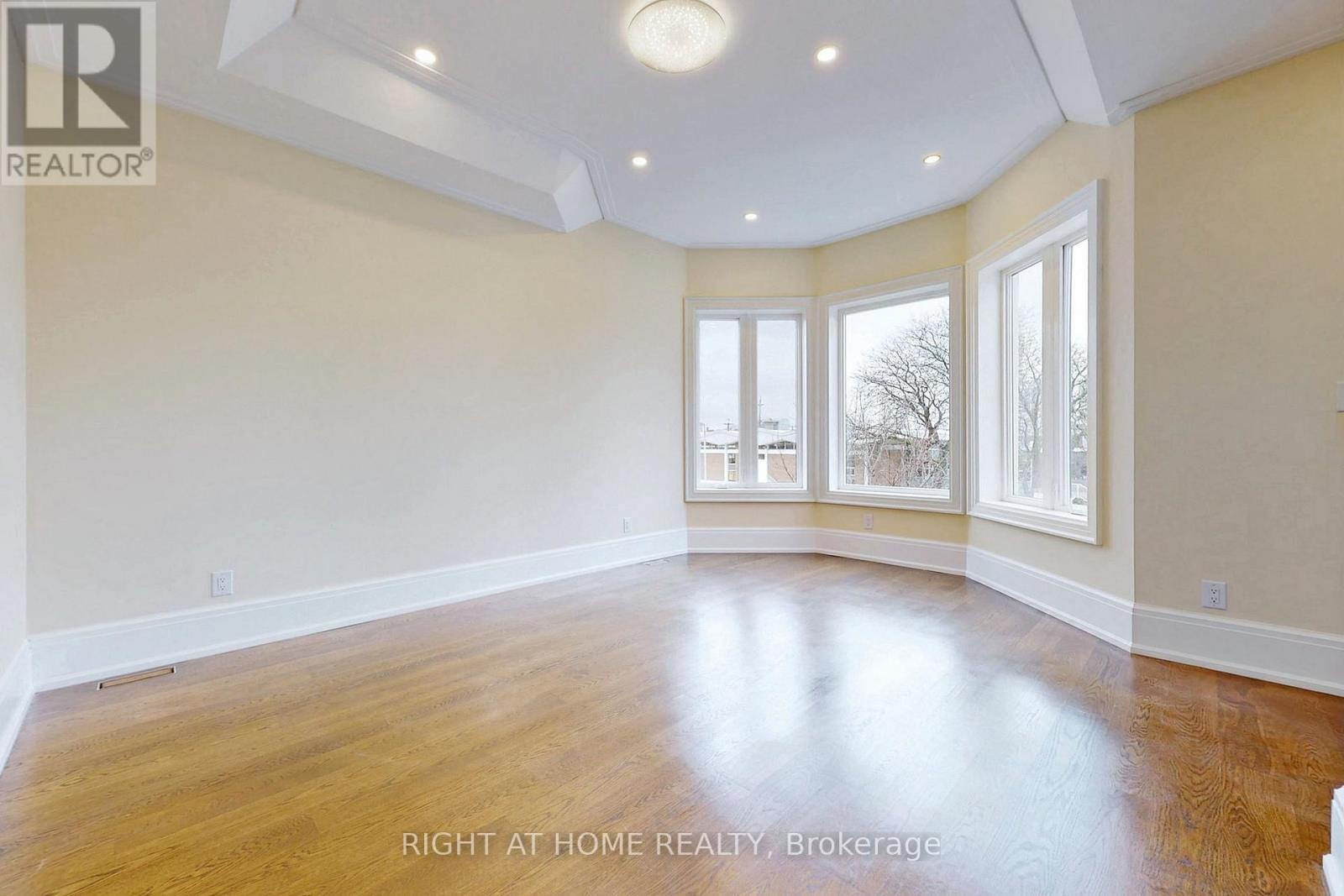10 Jocelyn Crescent, Toronto (banbury-don Mills), Ontario