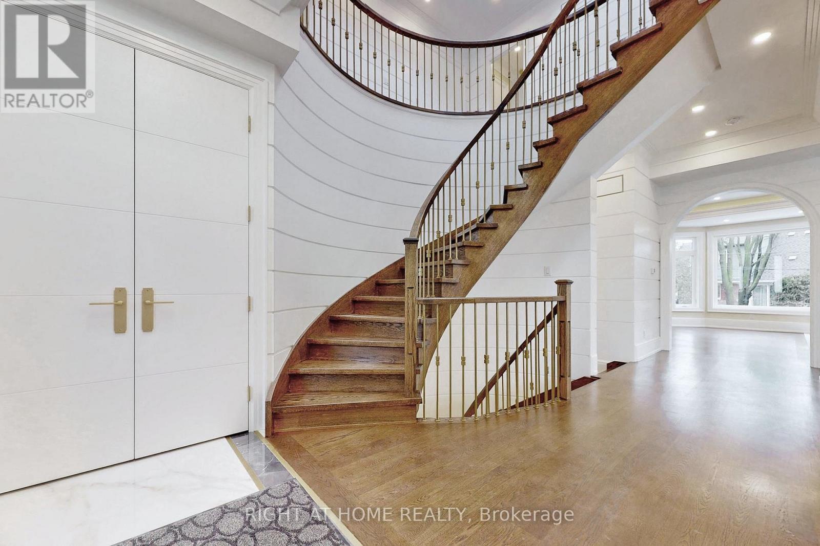 10 Jocelyn Crescent, Toronto (banbury-don Mills), Ontario