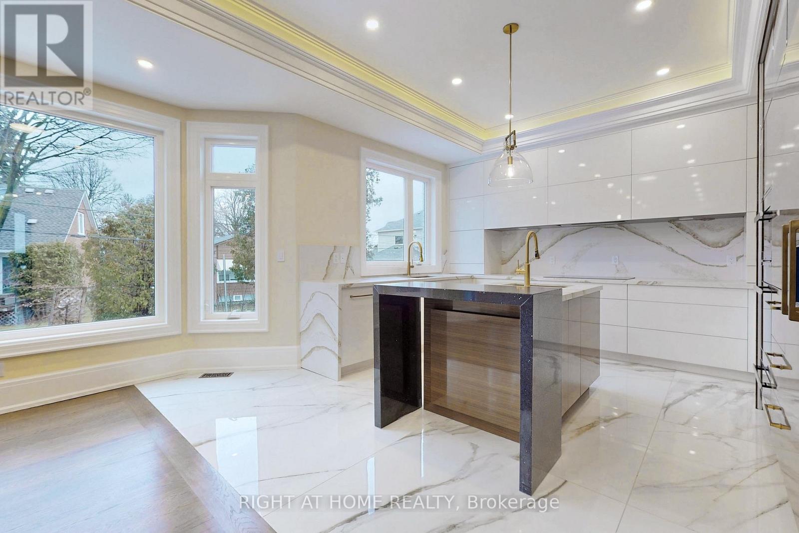 10 Jocelyn Crescent, Toronto (banbury-don Mills), Ontario