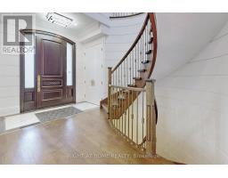 10 JOCELYN CRESCENT
