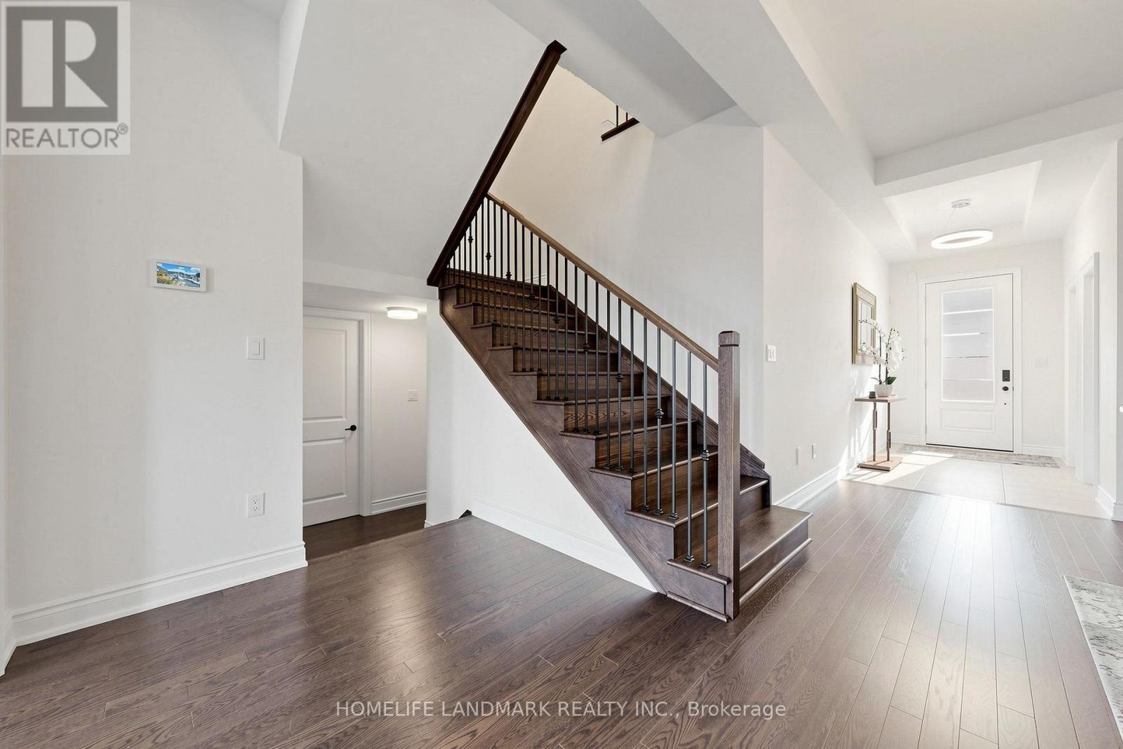 563 Beam Court, Milton (fo Ford), Ontario