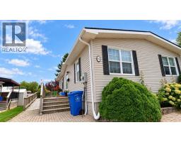 62 MALDEN HILL DRIVE