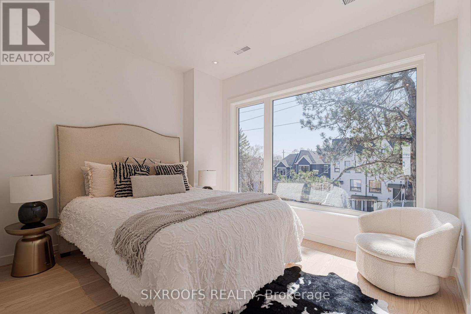 40 Morningside Avenue, Toronto (high Park-swansea), Ontario