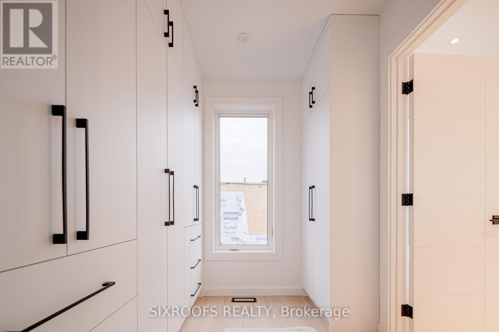 40 Morningside Avenue, Toronto (high Park-swansea), Ontario