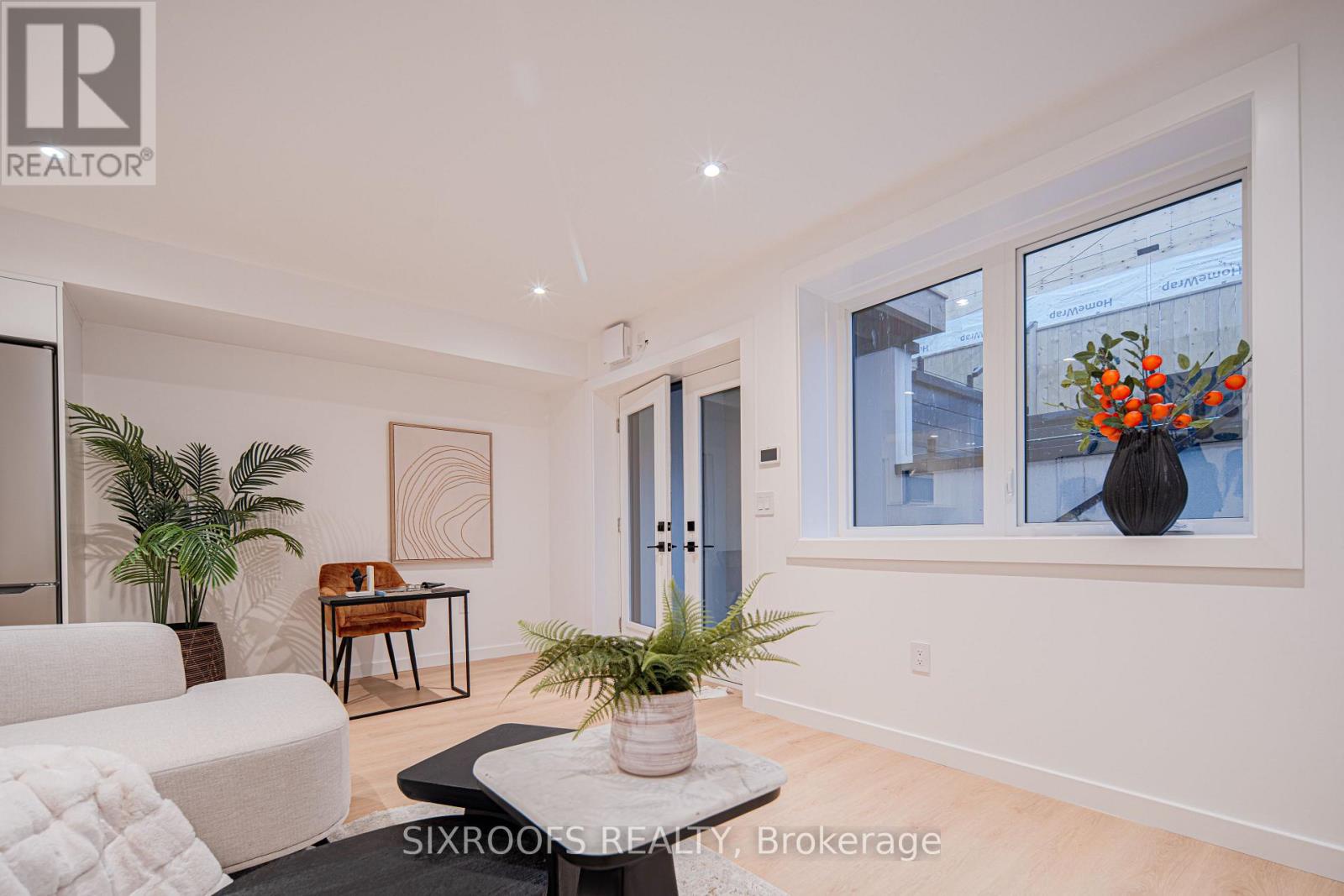 40 Morningside Avenue, Toronto (high Park-swansea), Ontario