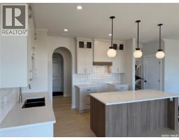 310 Traeger MANOR