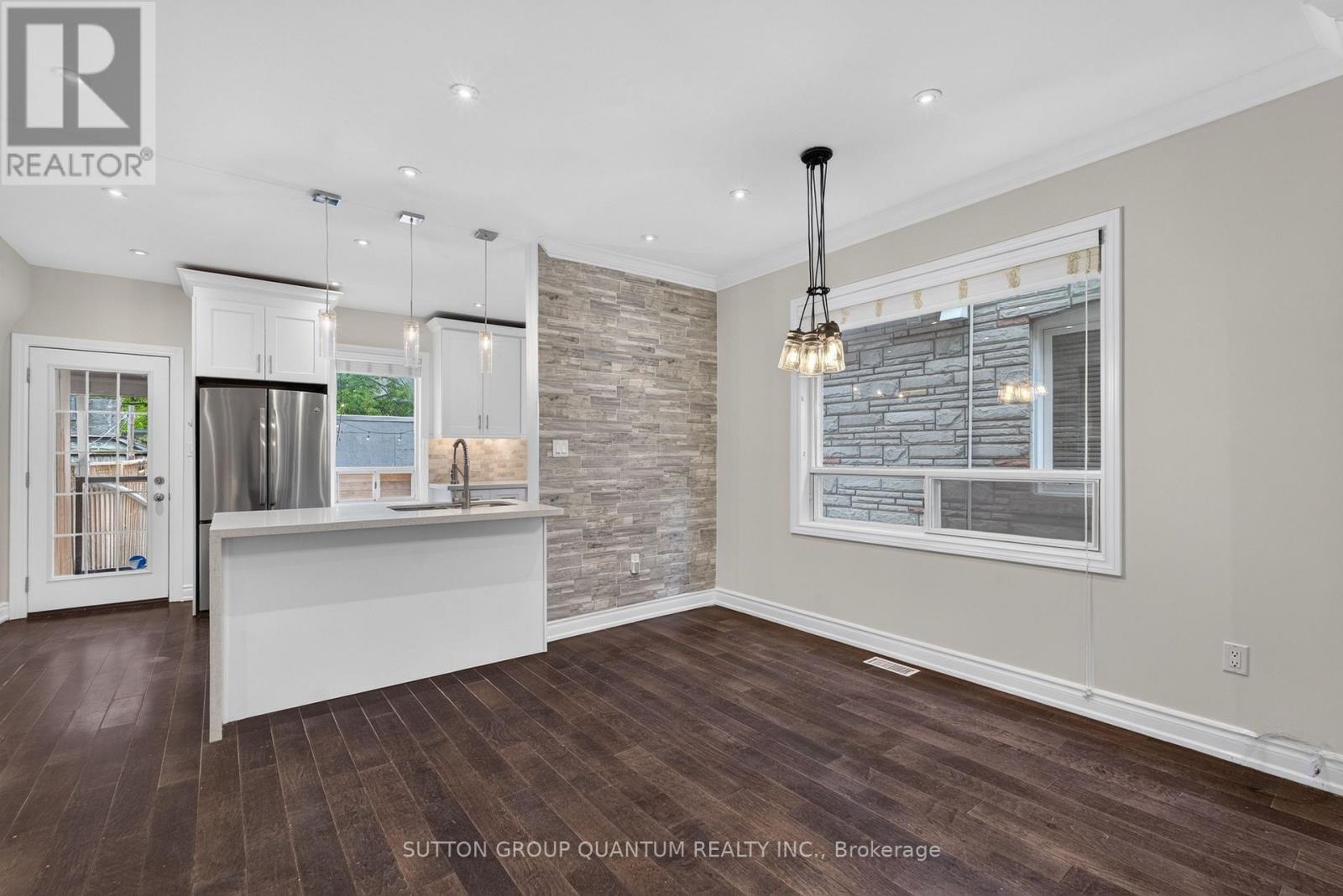 693 Greenwood Avenue, Toronto (danforth), Ontario