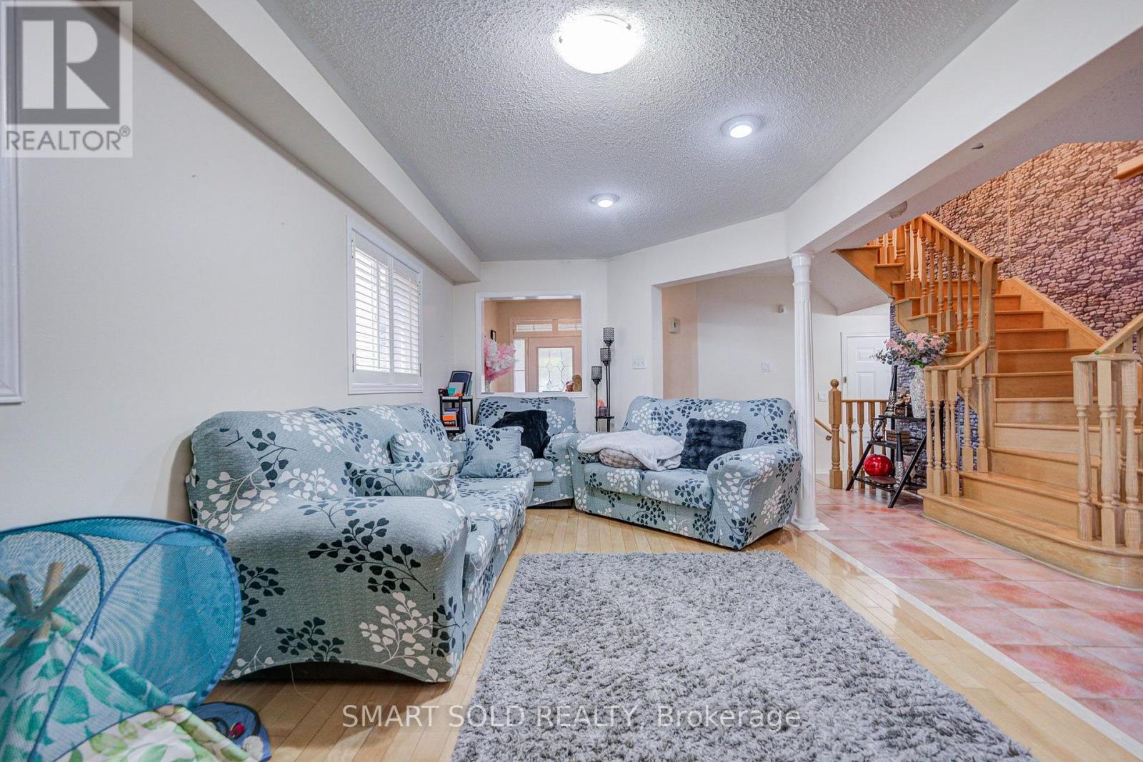 68 Harmony Road, Vaughan (patterson), Ontario