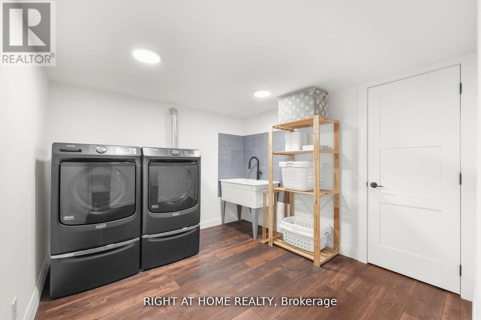 17083 Warden Avenue, Whitchurch-stouffville, Ontario