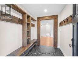 17083 WARDEN AVENUE