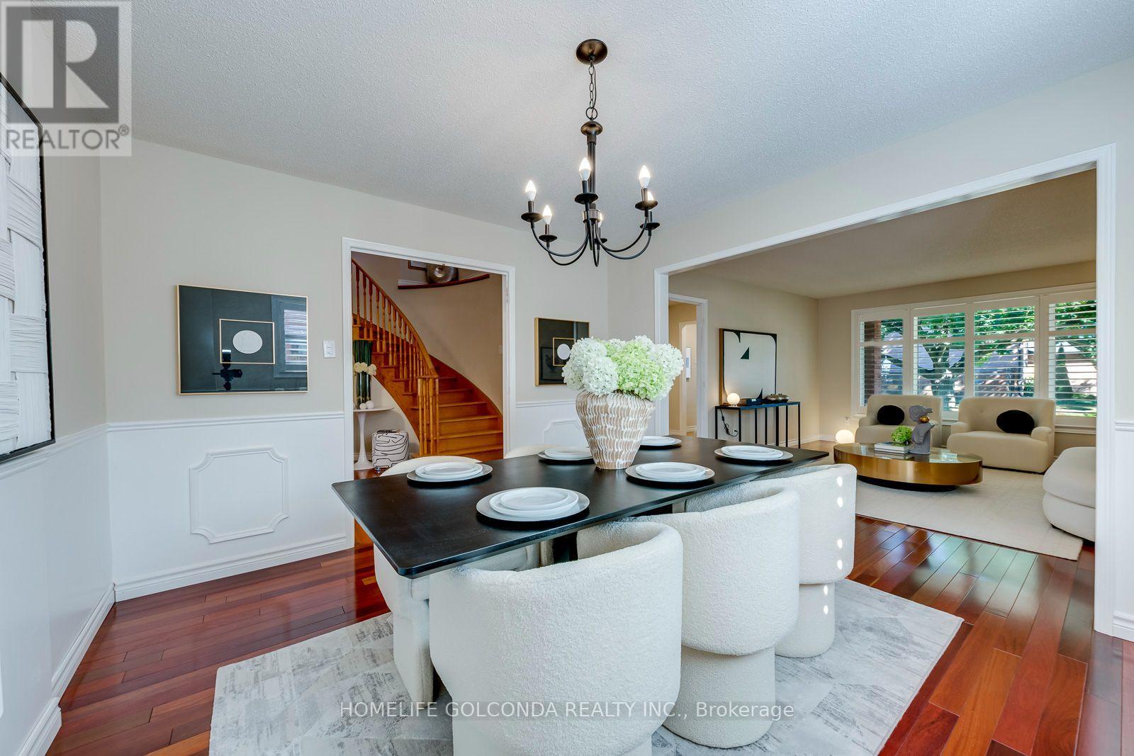 2152 Munn's Avenue, Oakville (ro River Oaks), Ontario