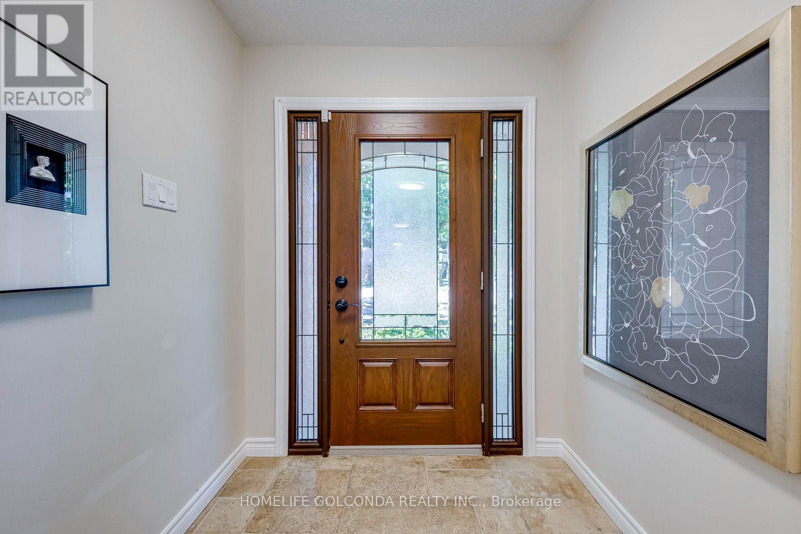 2152 Munn's Avenue, Oakville (ro River Oaks), Ontario