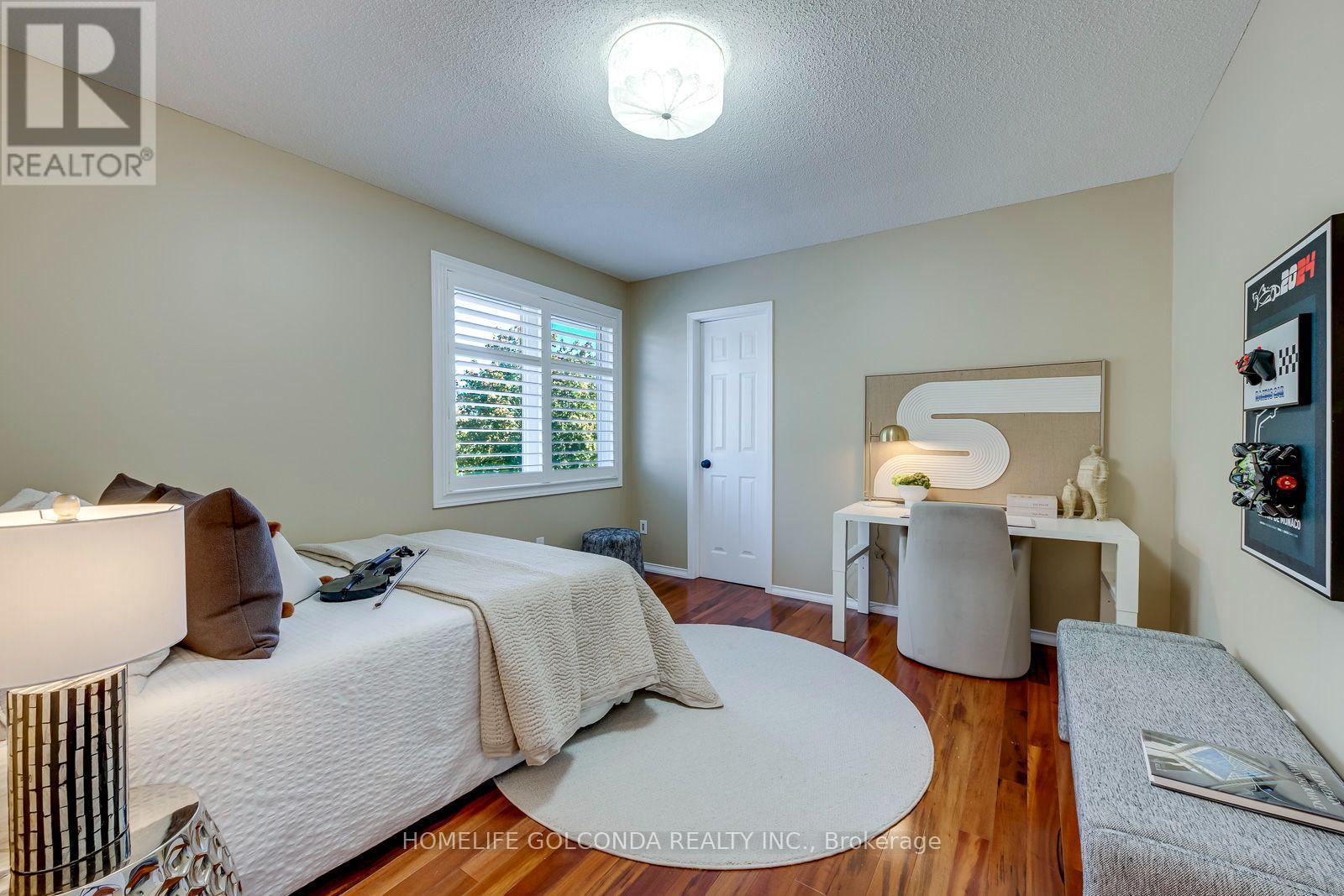2152 Munn's Avenue, Oakville (ro River Oaks), Ontario