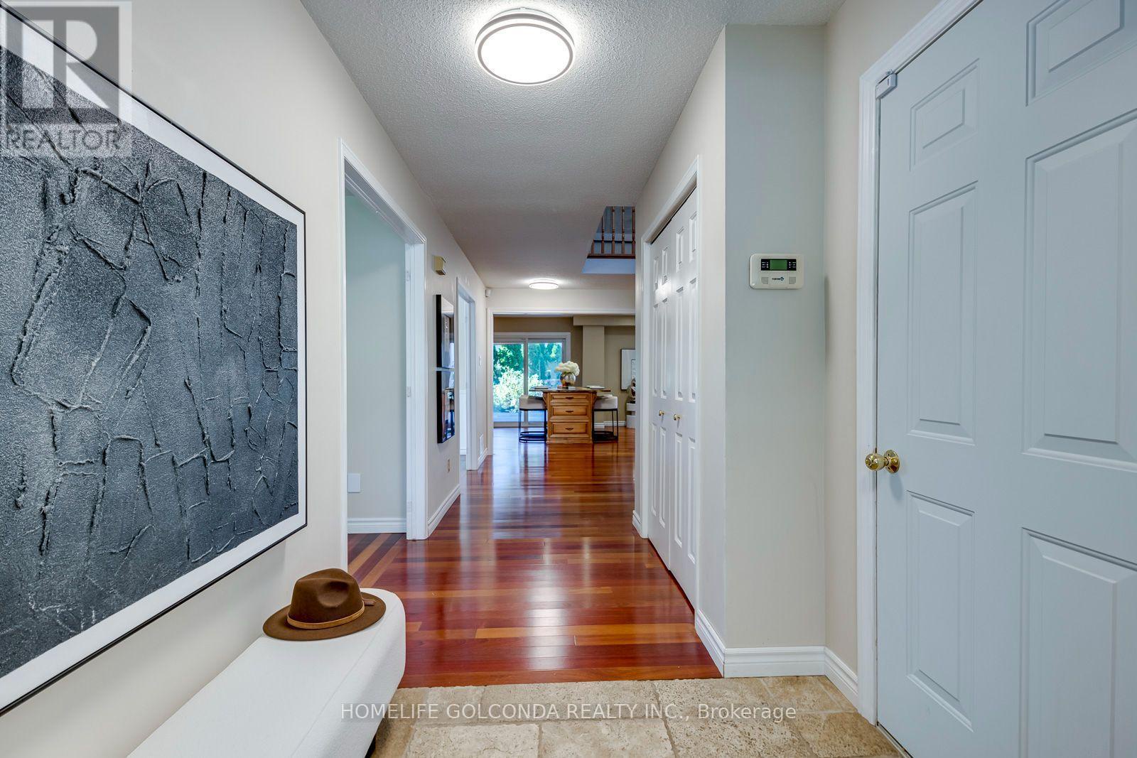 2152 Munn's Avenue, Oakville (ro River Oaks), Ontario