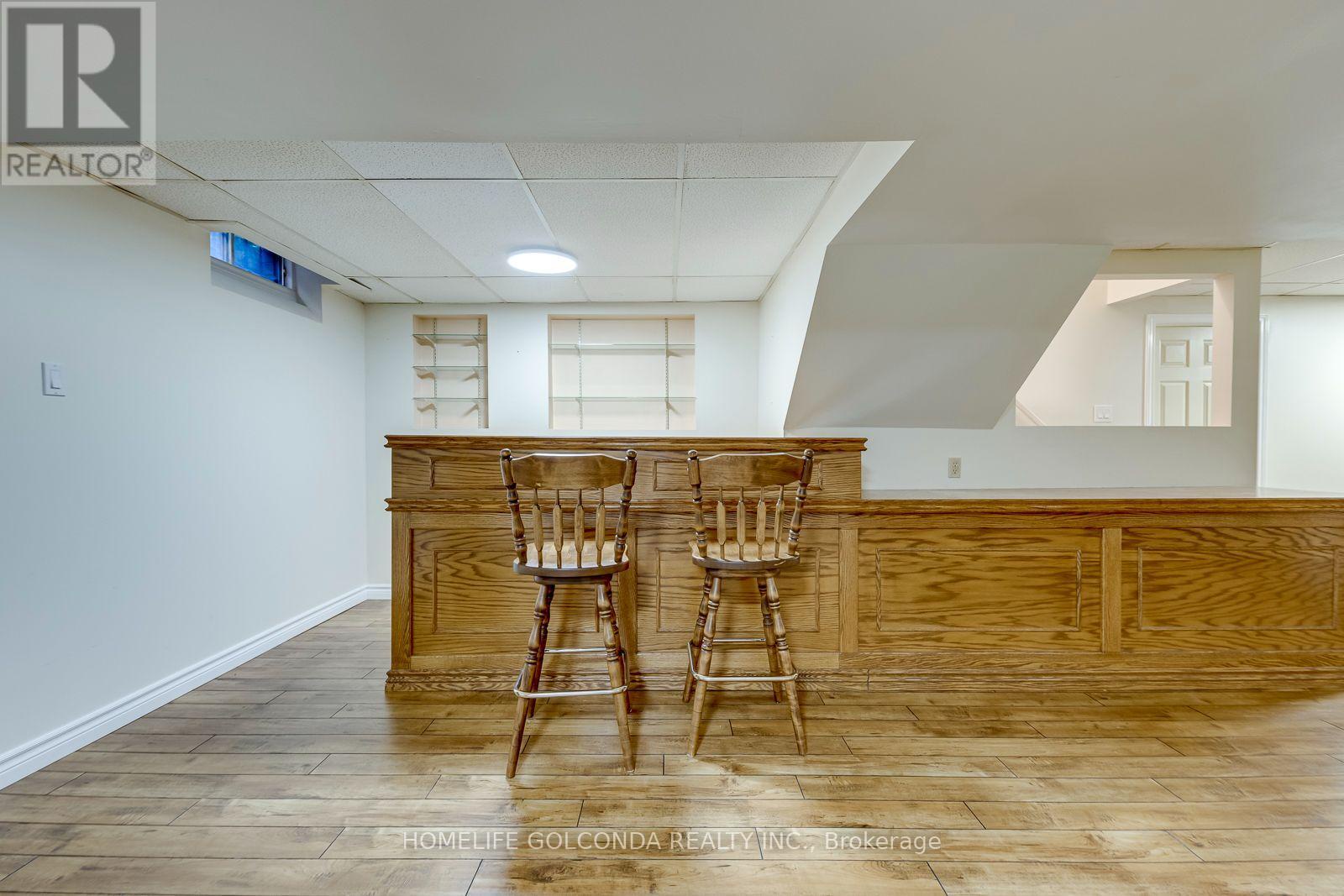 2152 Munn's Avenue, Oakville (ro River Oaks), Ontario