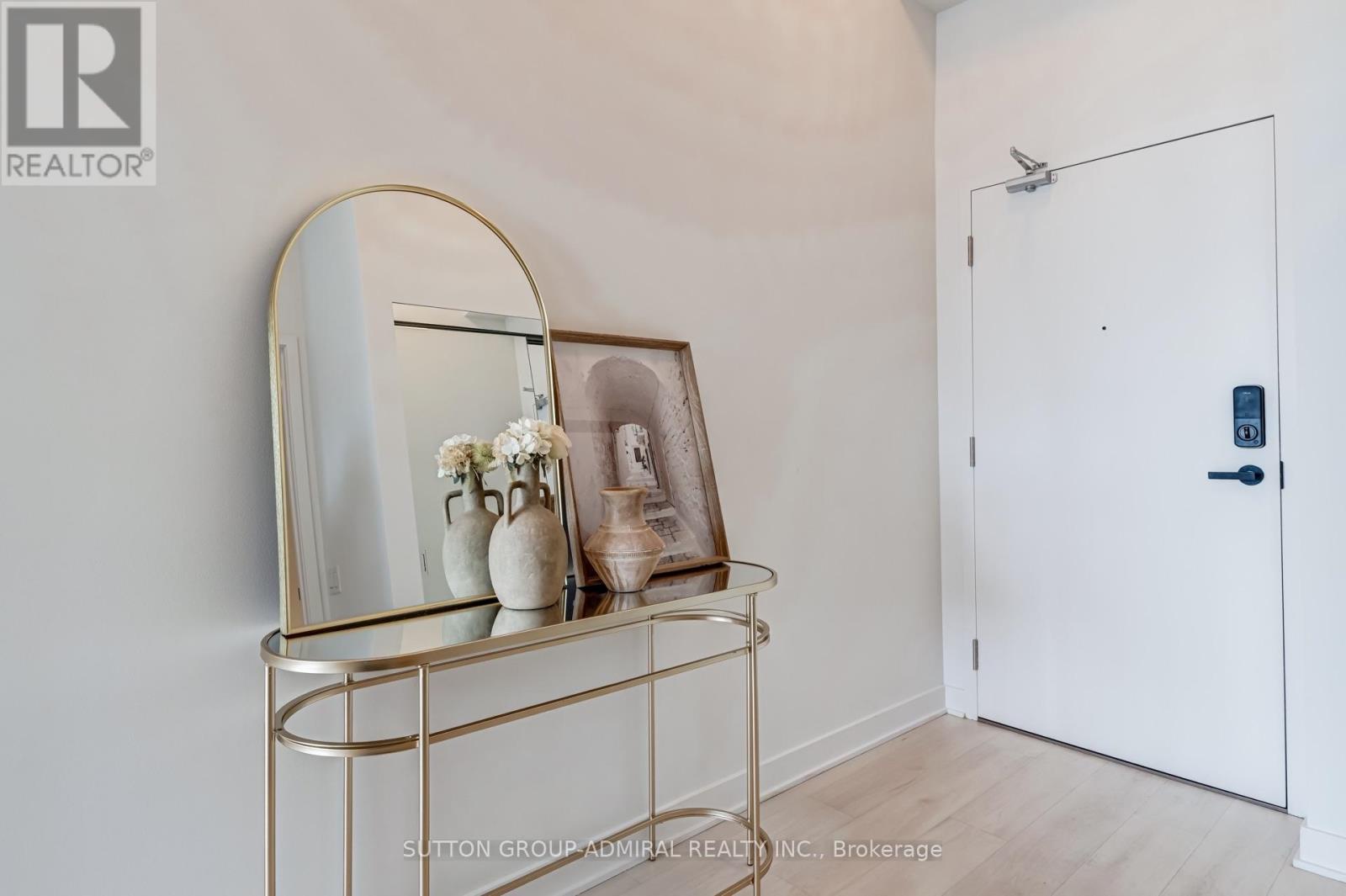 2401 - 3900 Confederation Parkway, Mississauga (city Centre), Ontario