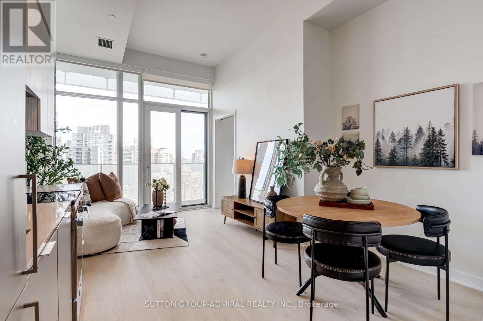2401 - 3900 Confederation Parkway, Mississauga (city Centre), Ontario