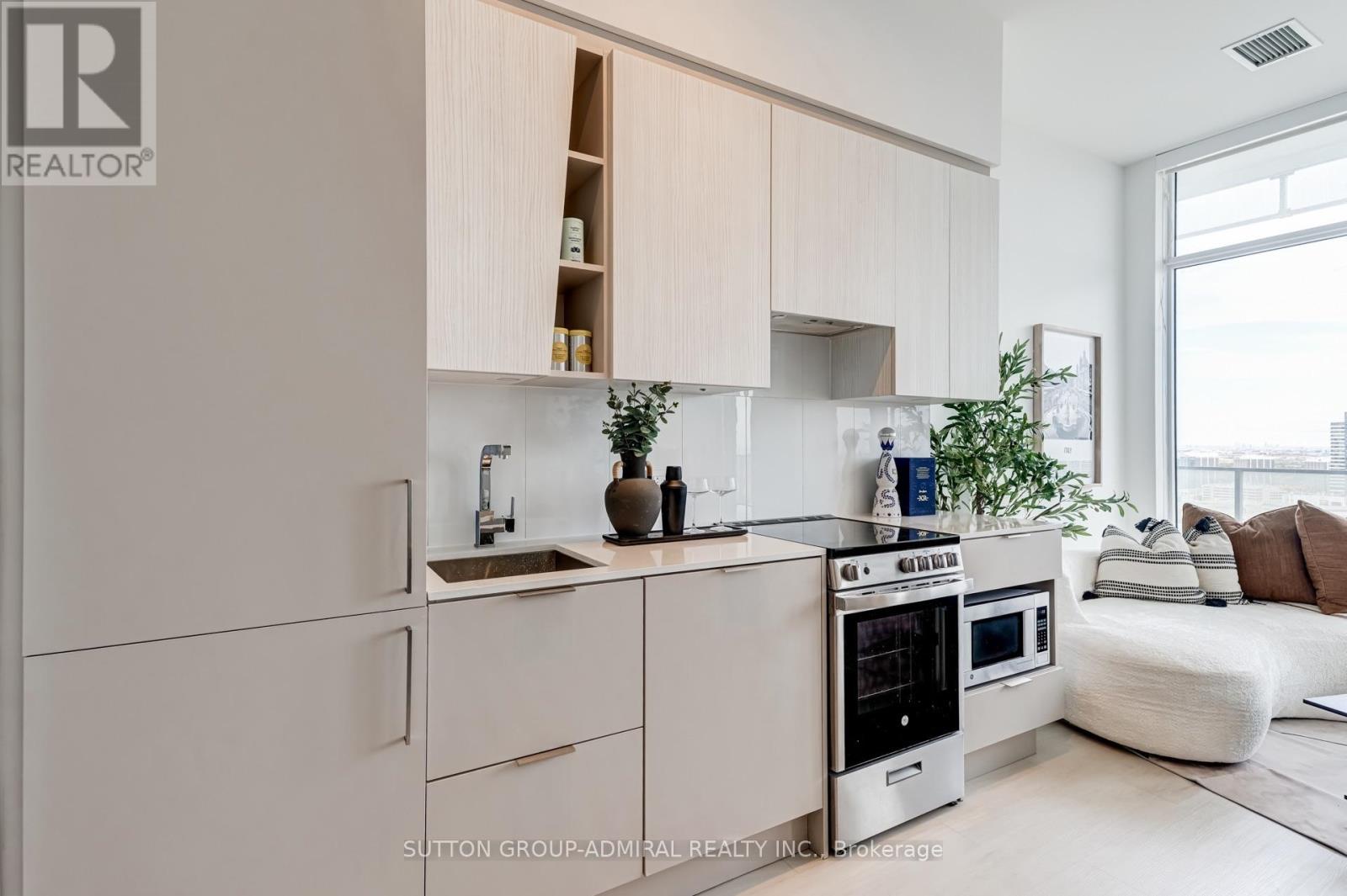 2401 - 3900 Confederation Parkway, Mississauga (city Centre), Ontario