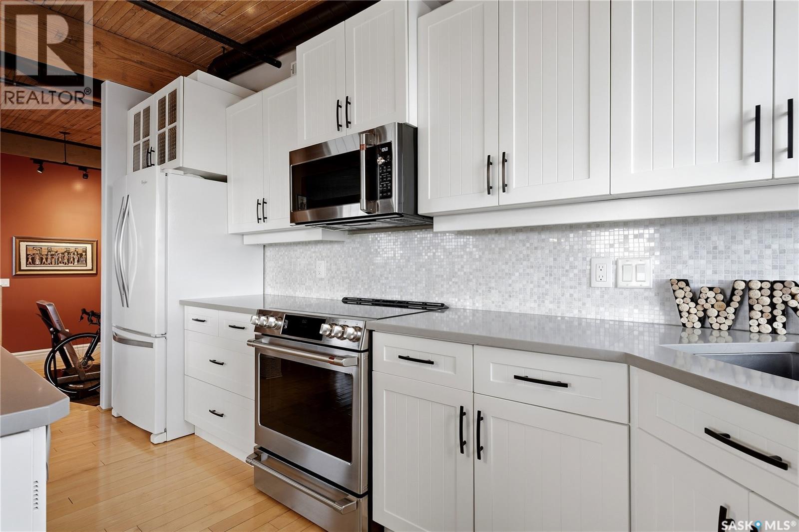 506 1275 Broad Street, Regina, Saskatchewan
