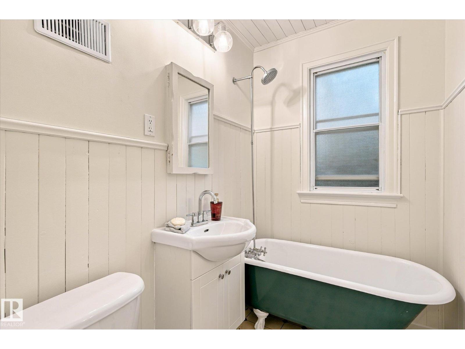 11718 129 St Nw, Edmonton, Alberta