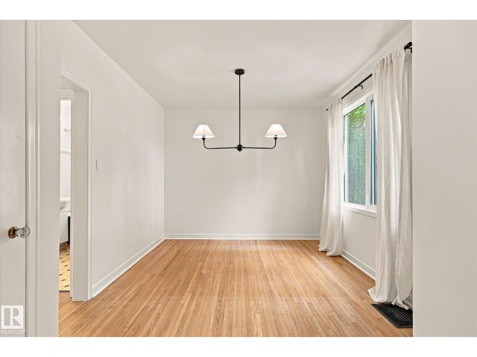 11718 129 St Nw, Edmonton, Alberta