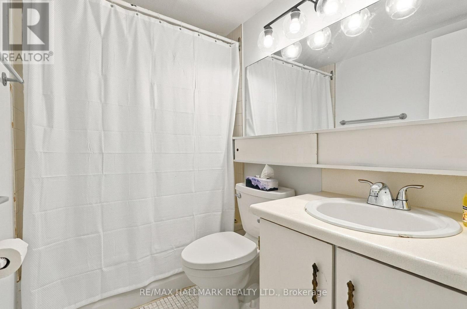 1419 - 1 Massey Square, Toronto (crescent Town), Ontario