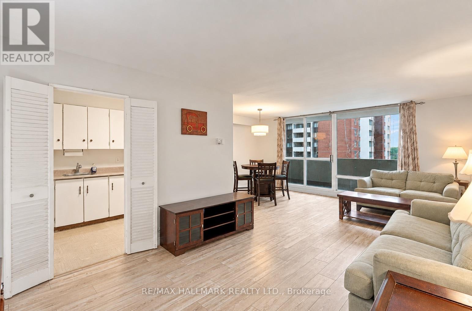 1419 - 1 Massey Square, Toronto (crescent Town), Ontario