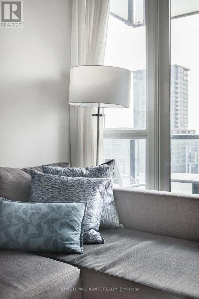 828 - 560 Front Street W, Toronto (waterfront Communities), Ontario