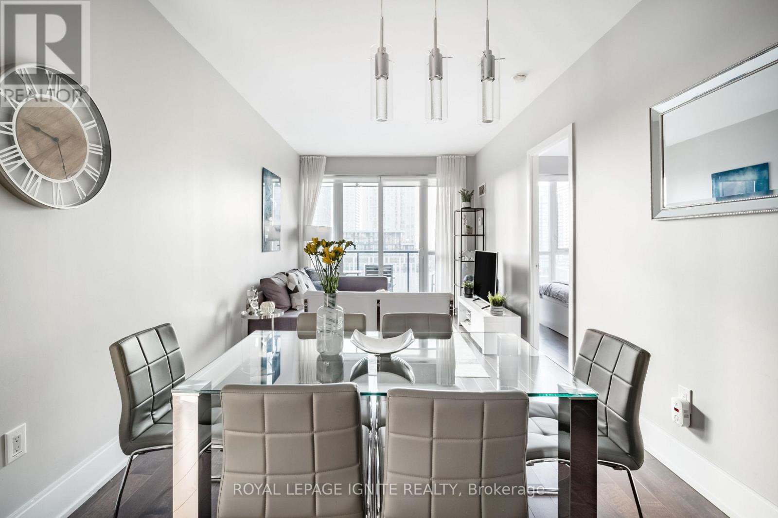 828 - 560 Front Street W, Toronto (waterfront Communities), Ontario