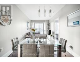 828 - 560 FRONT STREET W