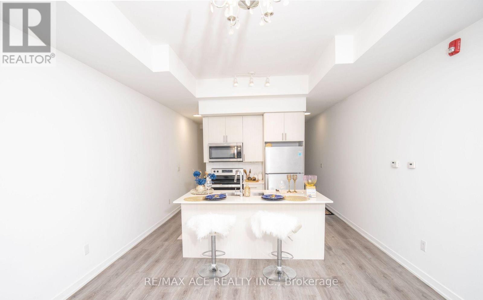 105 - 3686 St Clair Avenue E, Toronto (cliffcrest), Ontario