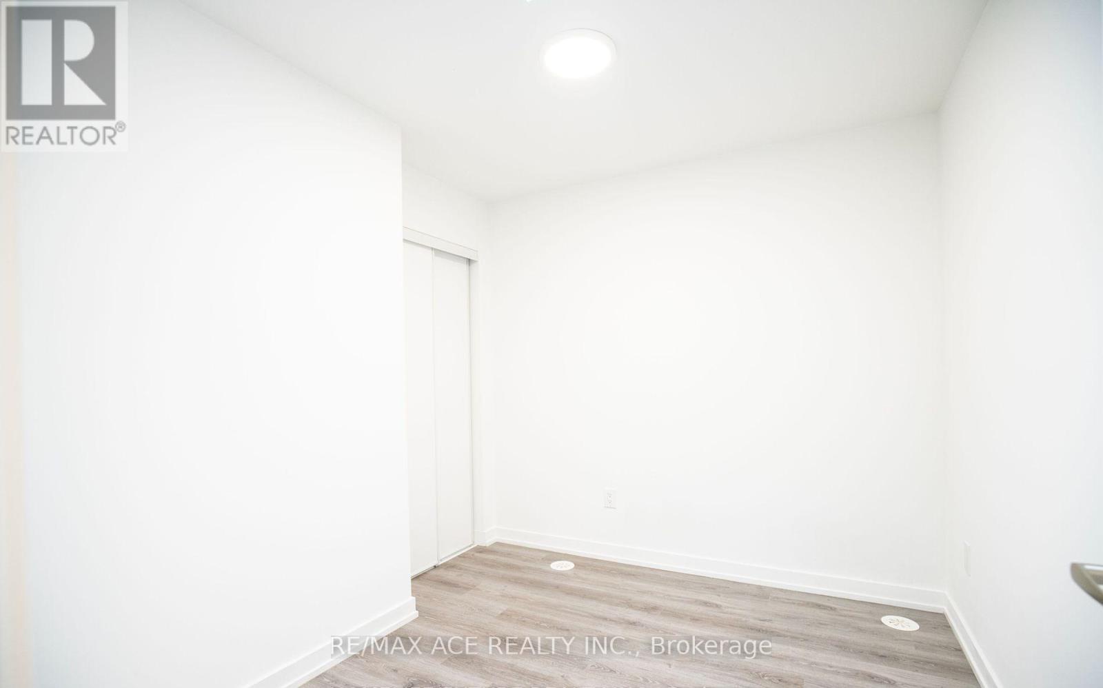 105 - 3686 St Clair Avenue E, Toronto (cliffcrest), Ontario