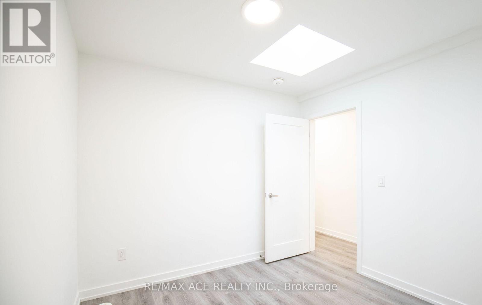 105 - 3686 St Clair Avenue E, Toronto (cliffcrest), Ontario