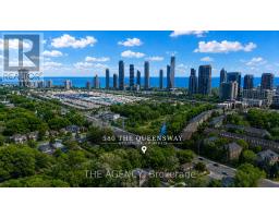 580 THE QUEENSWAY