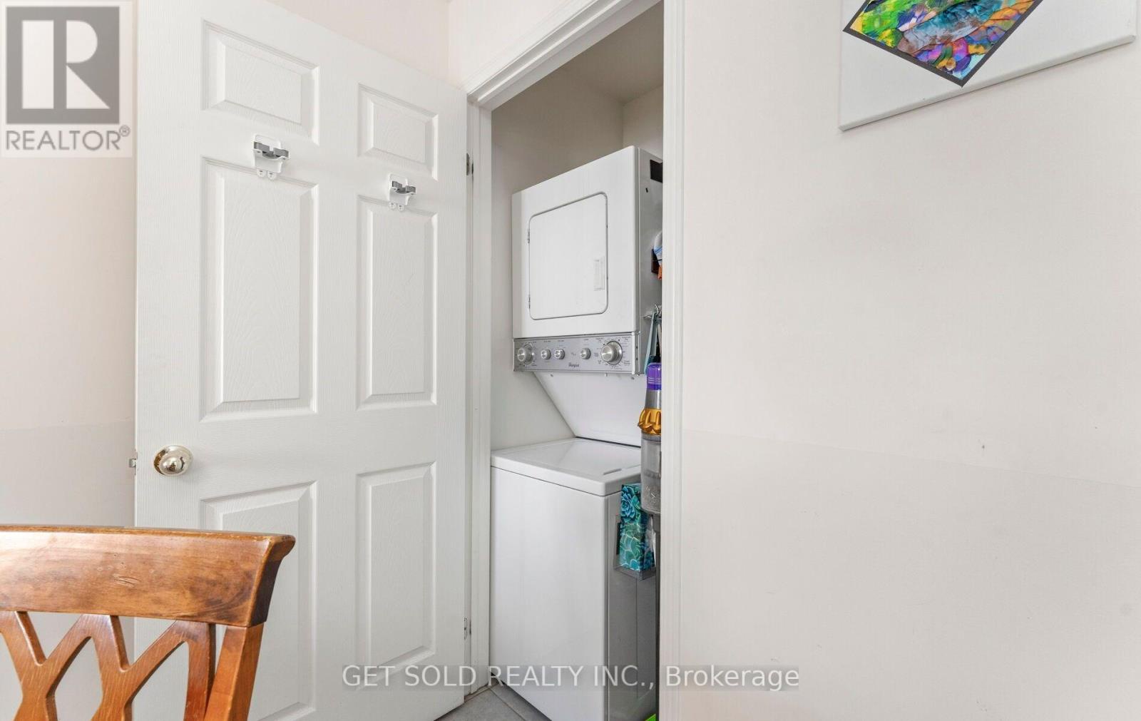 33 Sergio Marchi Street, Toronto (downsview-roding-cfb), Ontario