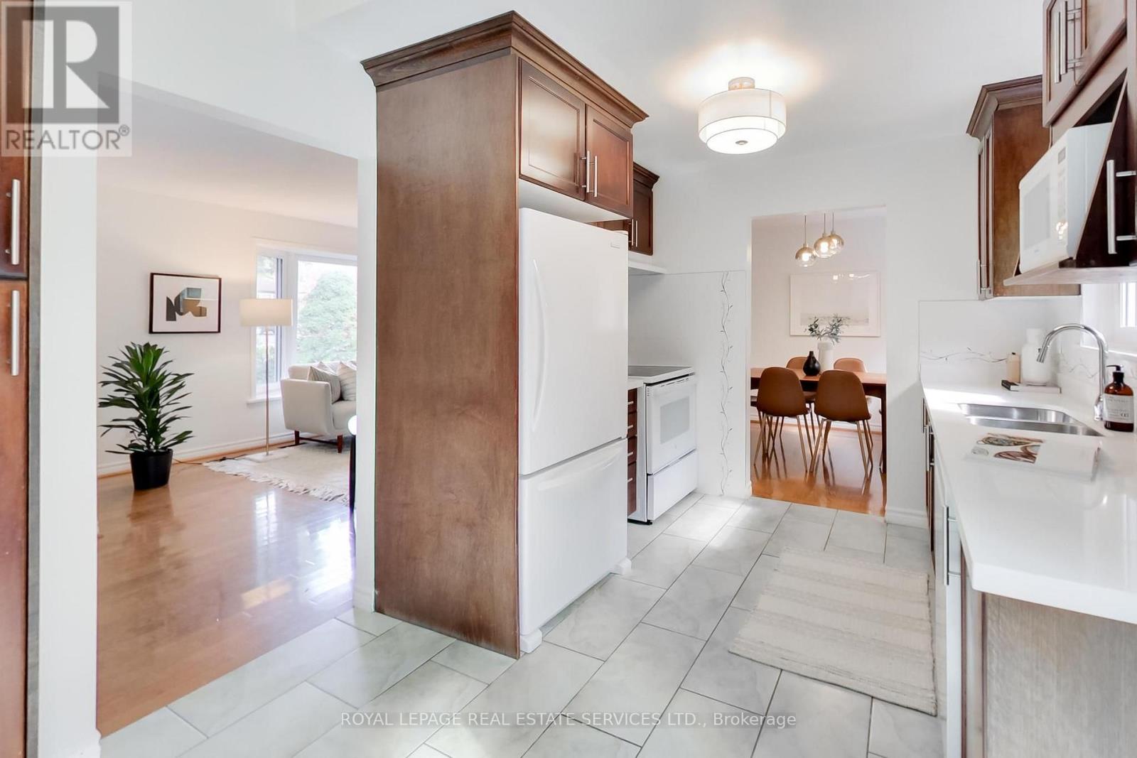 151 Cliffwood Road, Toronto (hillcrest Village), Ontario