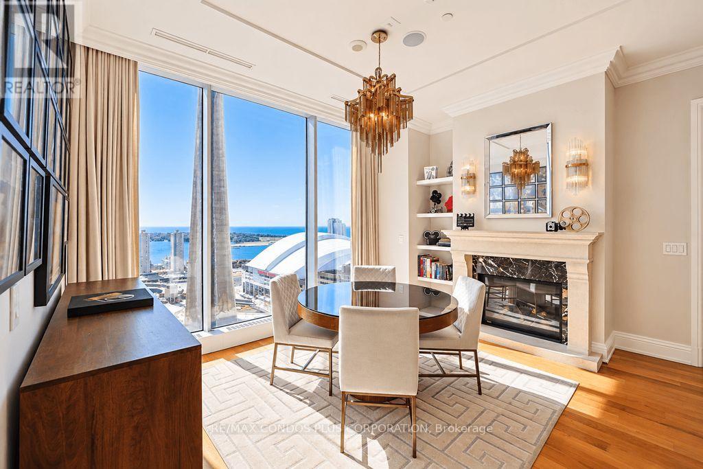 2705 - 183 Wellington Street W, Toronto (waterfront Communities), Ontario
